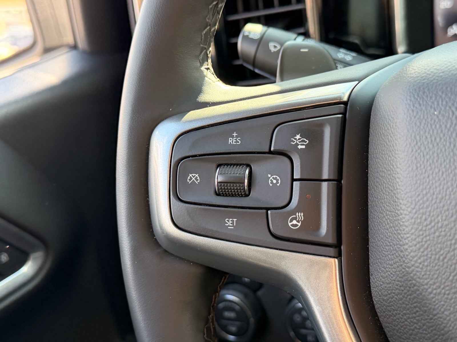 2025 Chevrolet Silverado 1500 4WD Crew Cab Short Bed RST