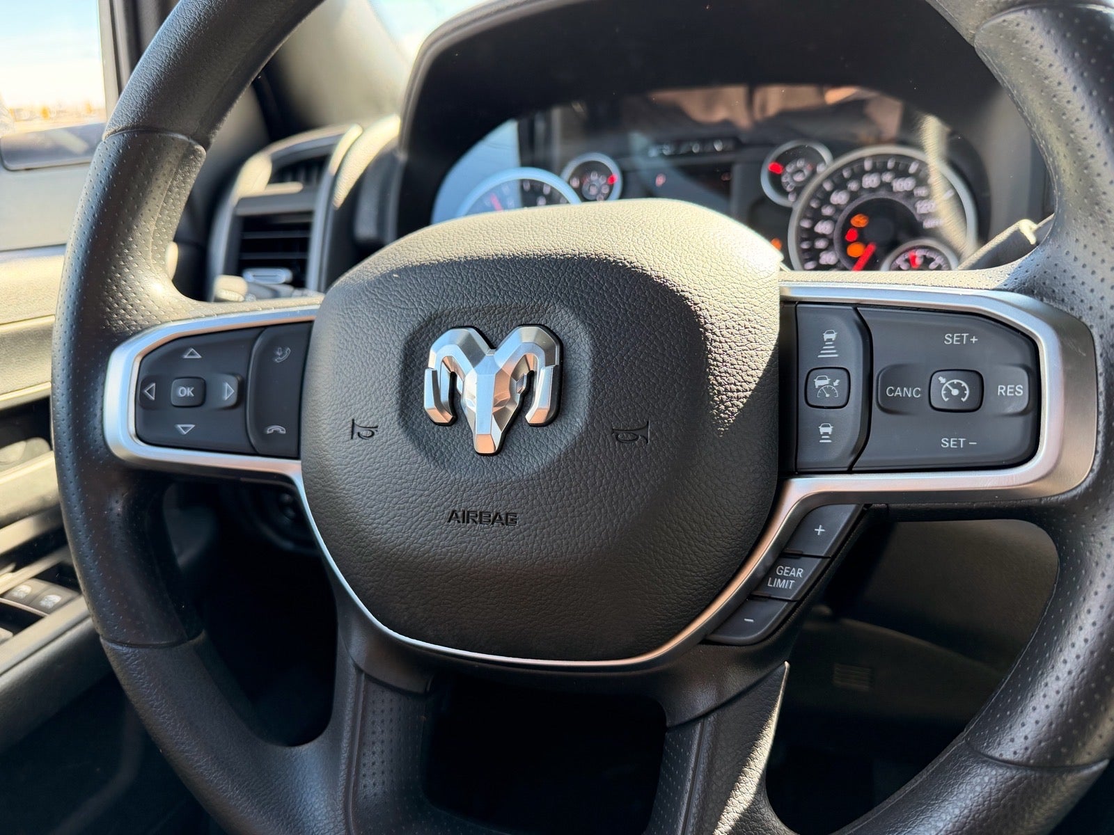 2026 RAM Ram 3500 RAM 3500 TRADESMAN CREW CAB 4X4 8' BOX