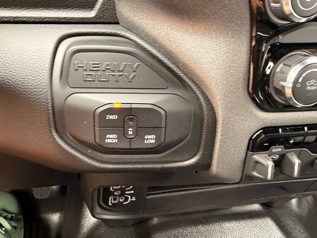 2026 RAM Ram 2500 RAM 2500 TRADESMAN CREW CAB 4X4 6'4' BOX