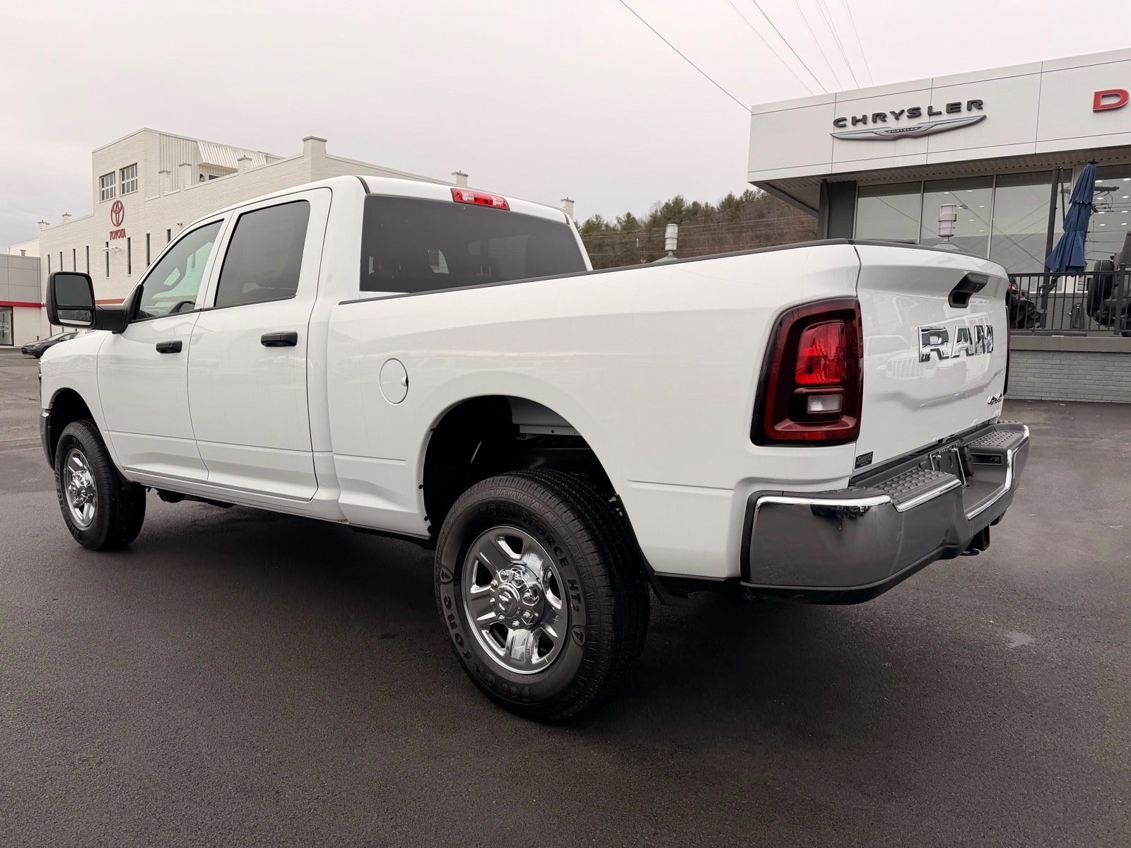 2026 RAM Ram 2500 RAM 2500 TRADESMAN CREW CAB 4X4 6'4' BOX