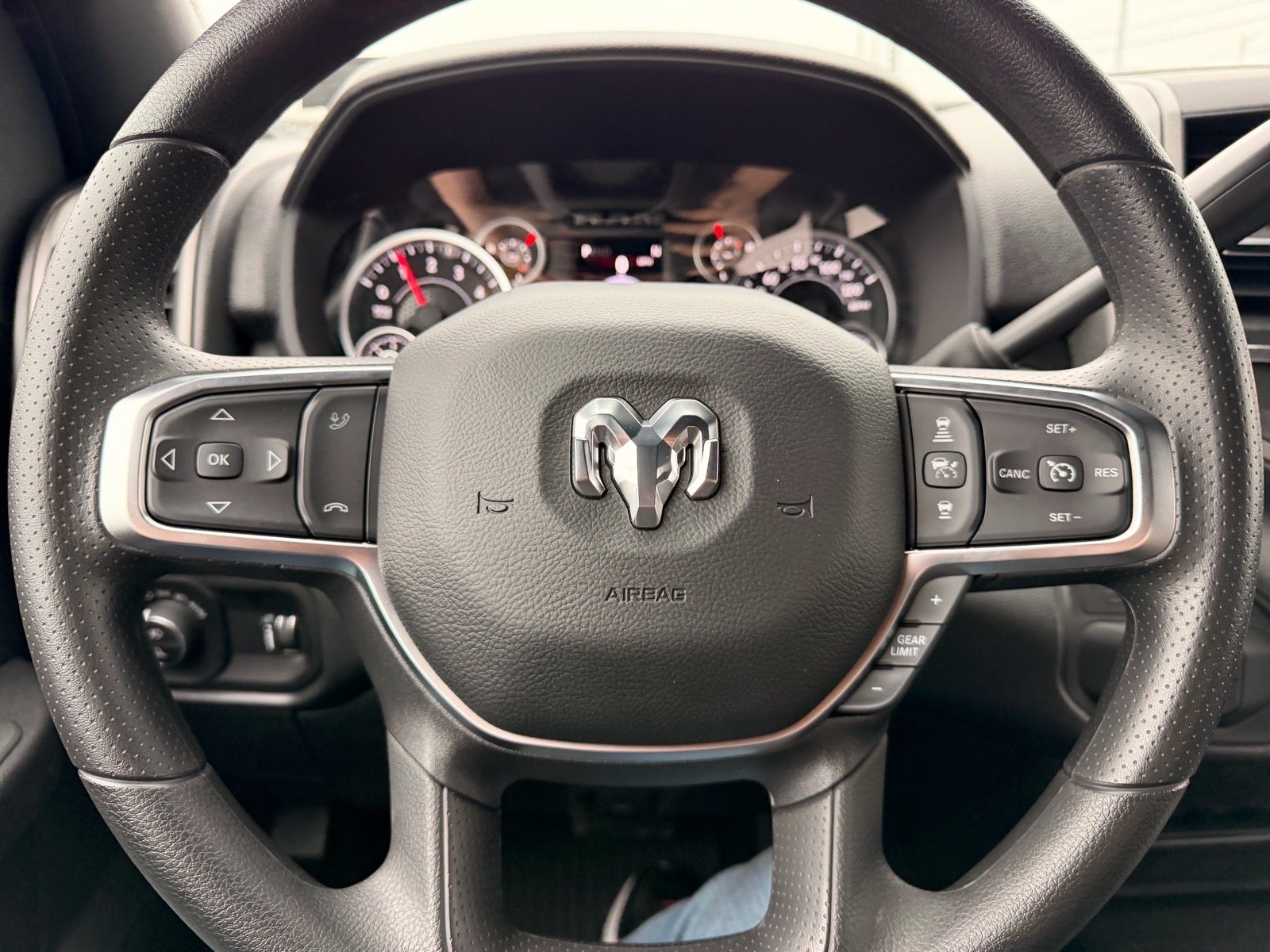 2026 RAM Ram 2500 RAM 2500 WARLOCK CREW CAB 4X4 6'4' BOX