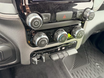 2026 RAM Ram 2500 RAM 2500 WARLOCK CREW CAB 4X4 6'4' BOX