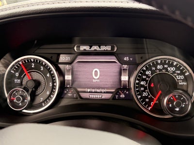 2022 RAM 2500 Laramie Crew Cab 4x4 6'4' Box