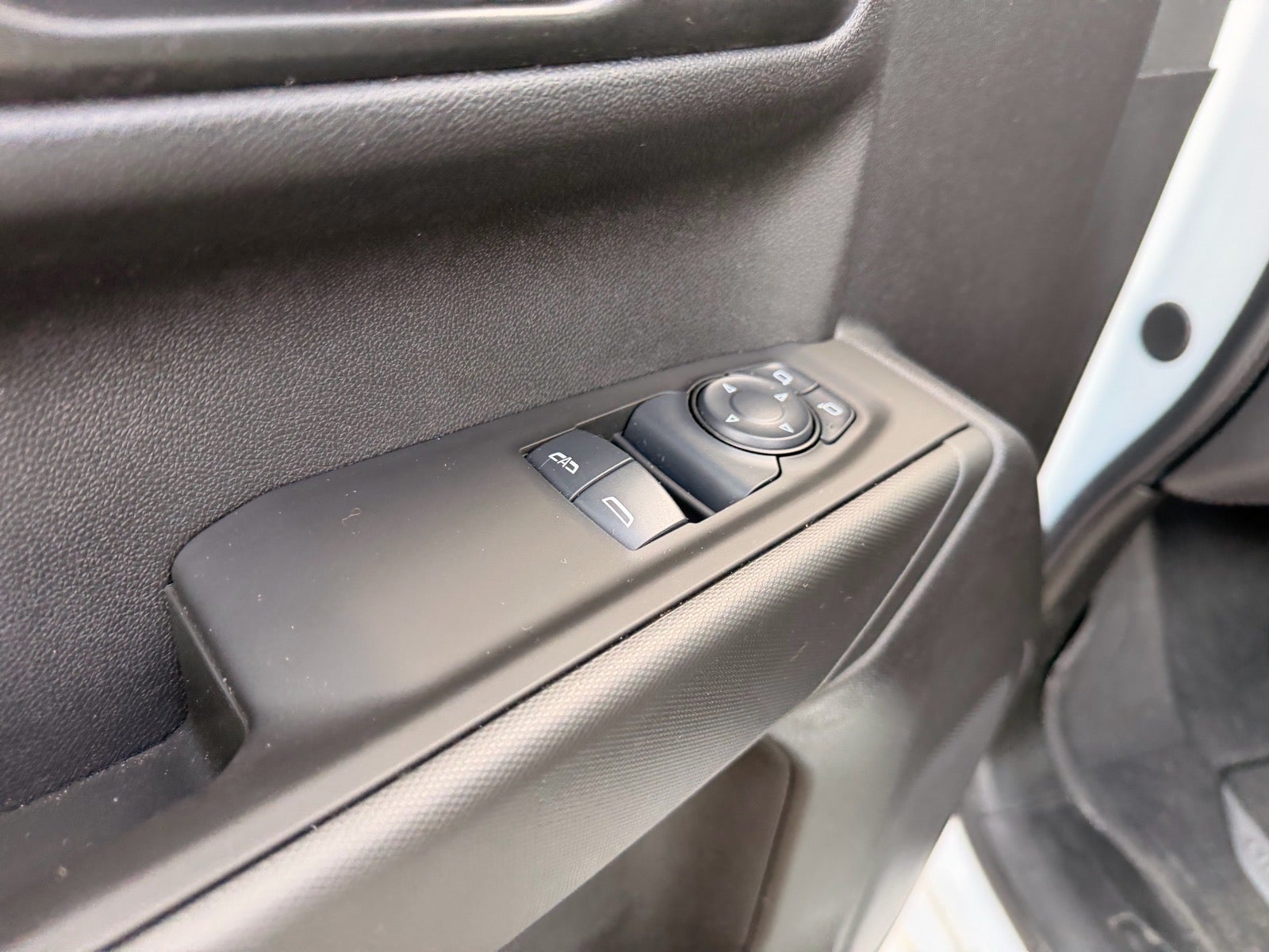 2025 Chevrolet Silverado 1500 4WD Regular Cab Standard Bed WT