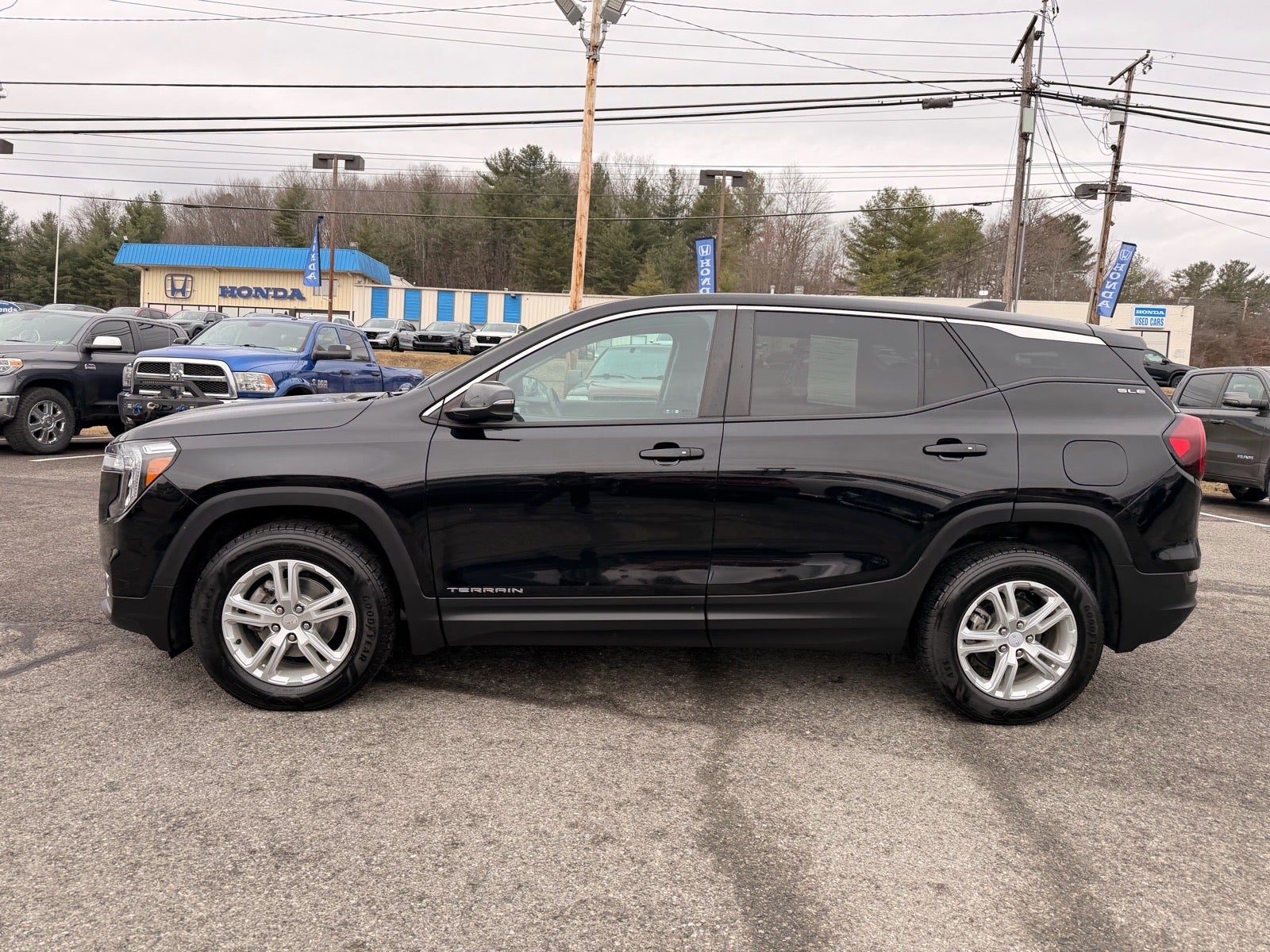 2023 GMC Terrain AWD SLE