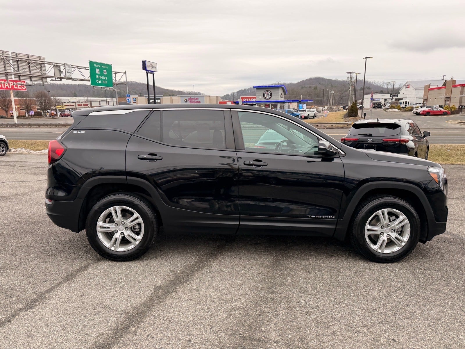 2023 GMC Terrain AWD SLE