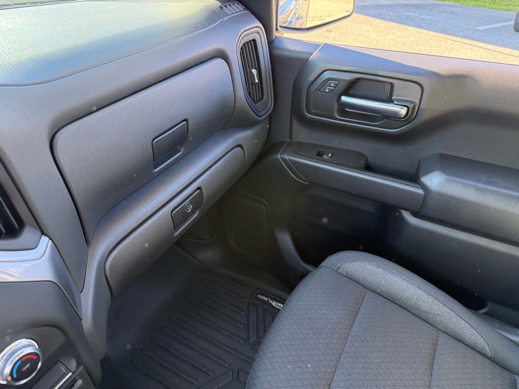 2024 GMC Sierra 1500 4WD Crew Cab Short Box Pro