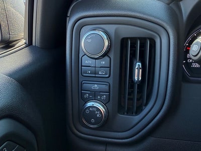 2024 GMC Sierra 1500 4WD Crew Cab Short Box Pro