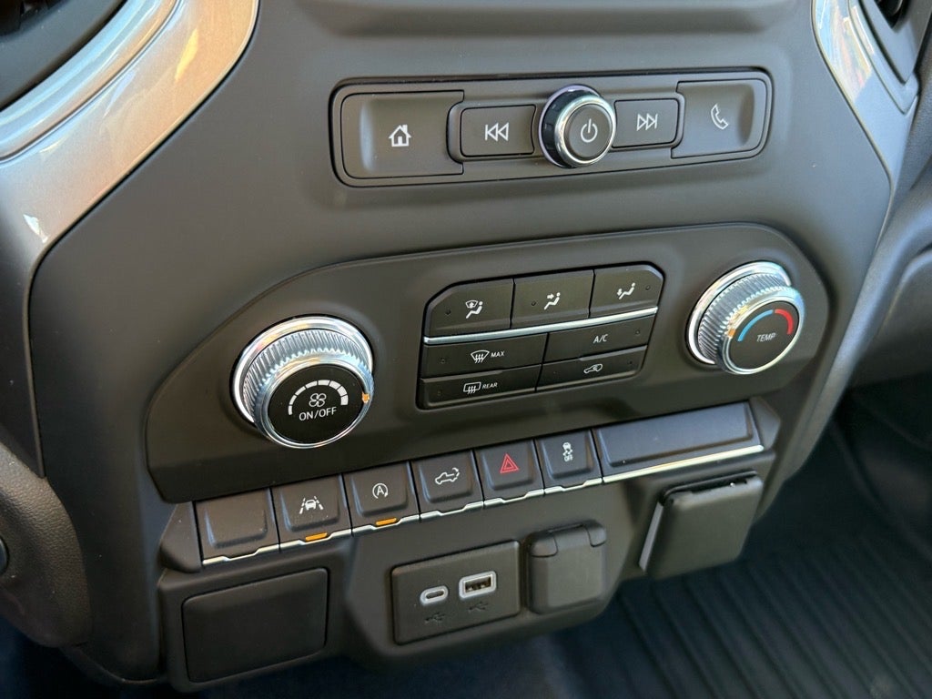 2024 GMC Sierra 1500 4WD Crew Cab Short Box Pro