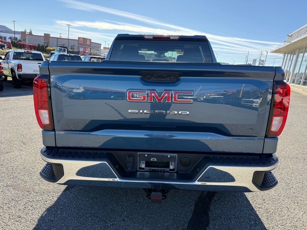 2024 GMC Sierra 1500 4WD Crew Cab Short Box Pro