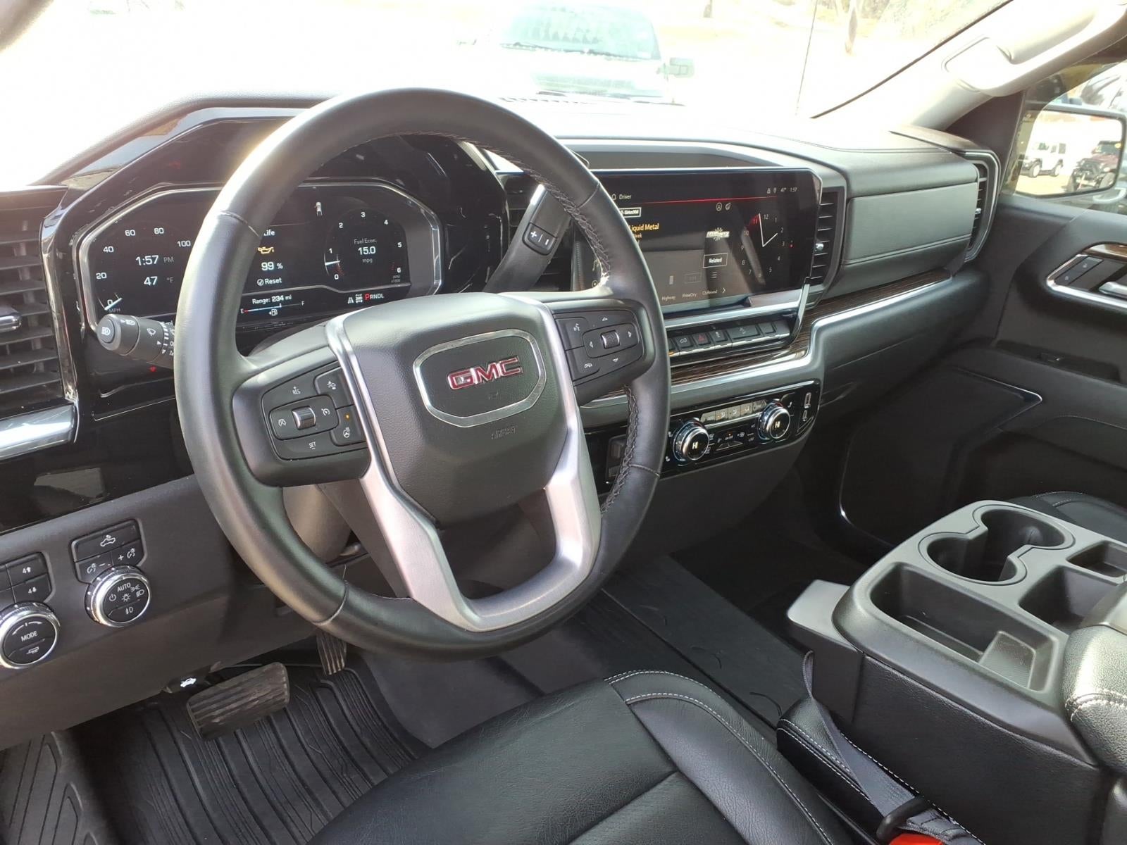 2023 GMC Sierra 1500 4WD Crew Cab Short Box Elevation with 3SB