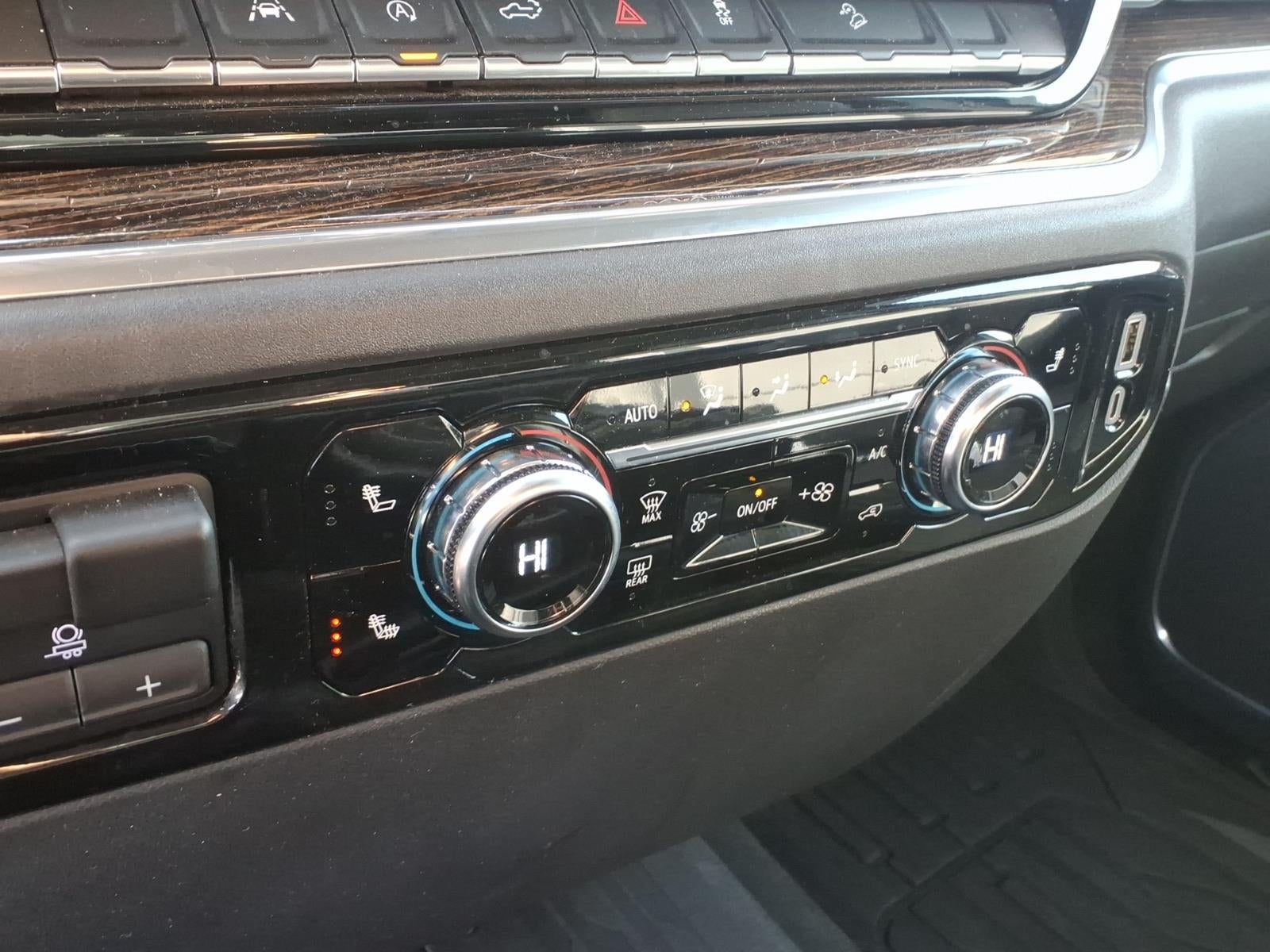 2023 GMC Sierra 1500 4WD Crew Cab Short Box Elevation with 3SB