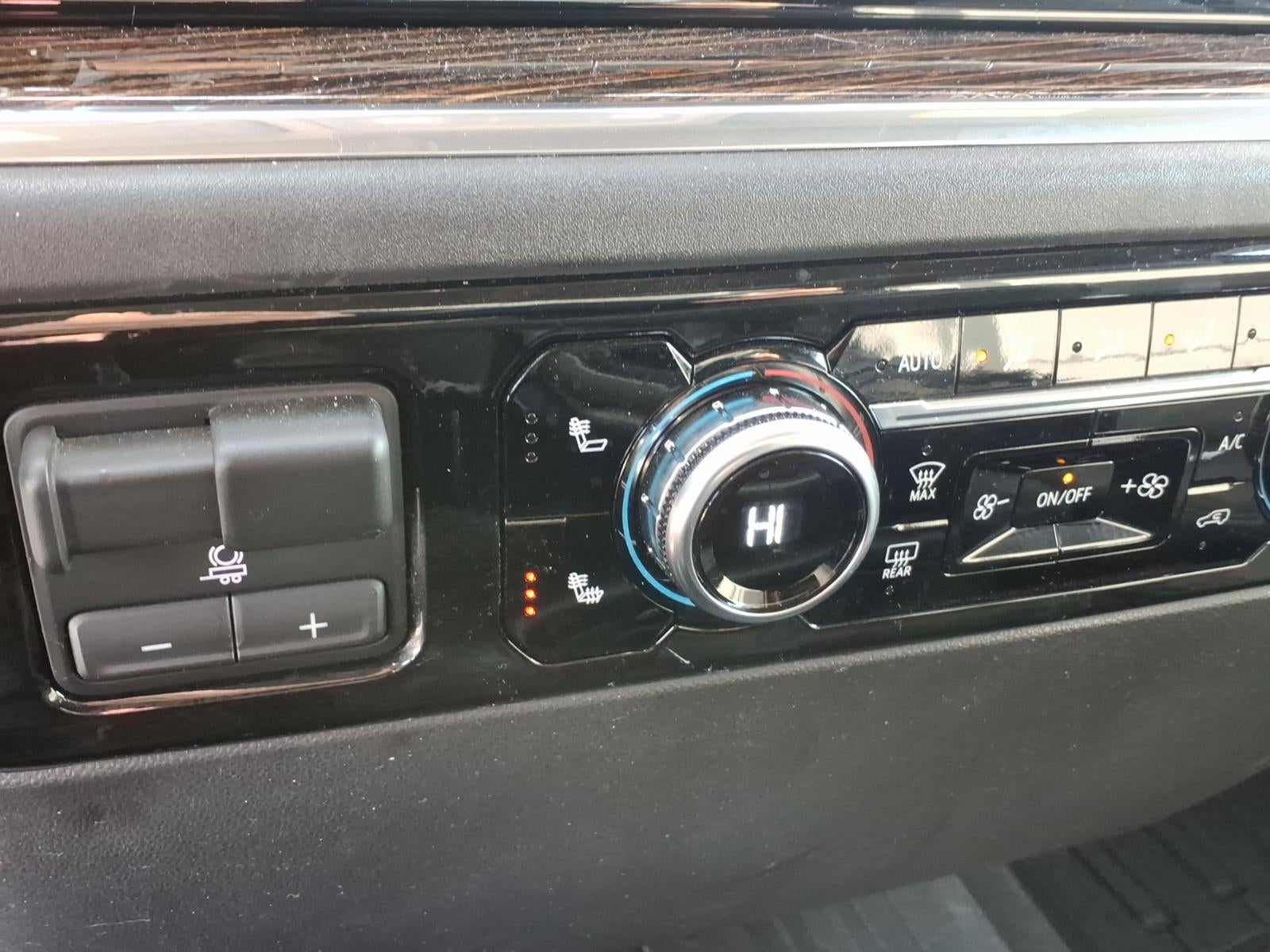 2023 GMC Sierra 1500 4WD Crew Cab Short Box Elevation with 3SB