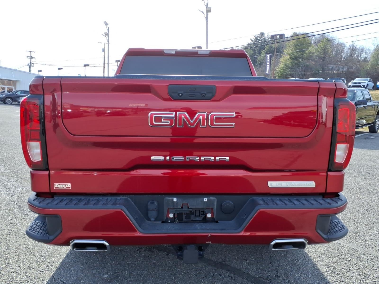 2023 GMC Sierra 1500 4WD Crew Cab Short Box Elevation with 3SB