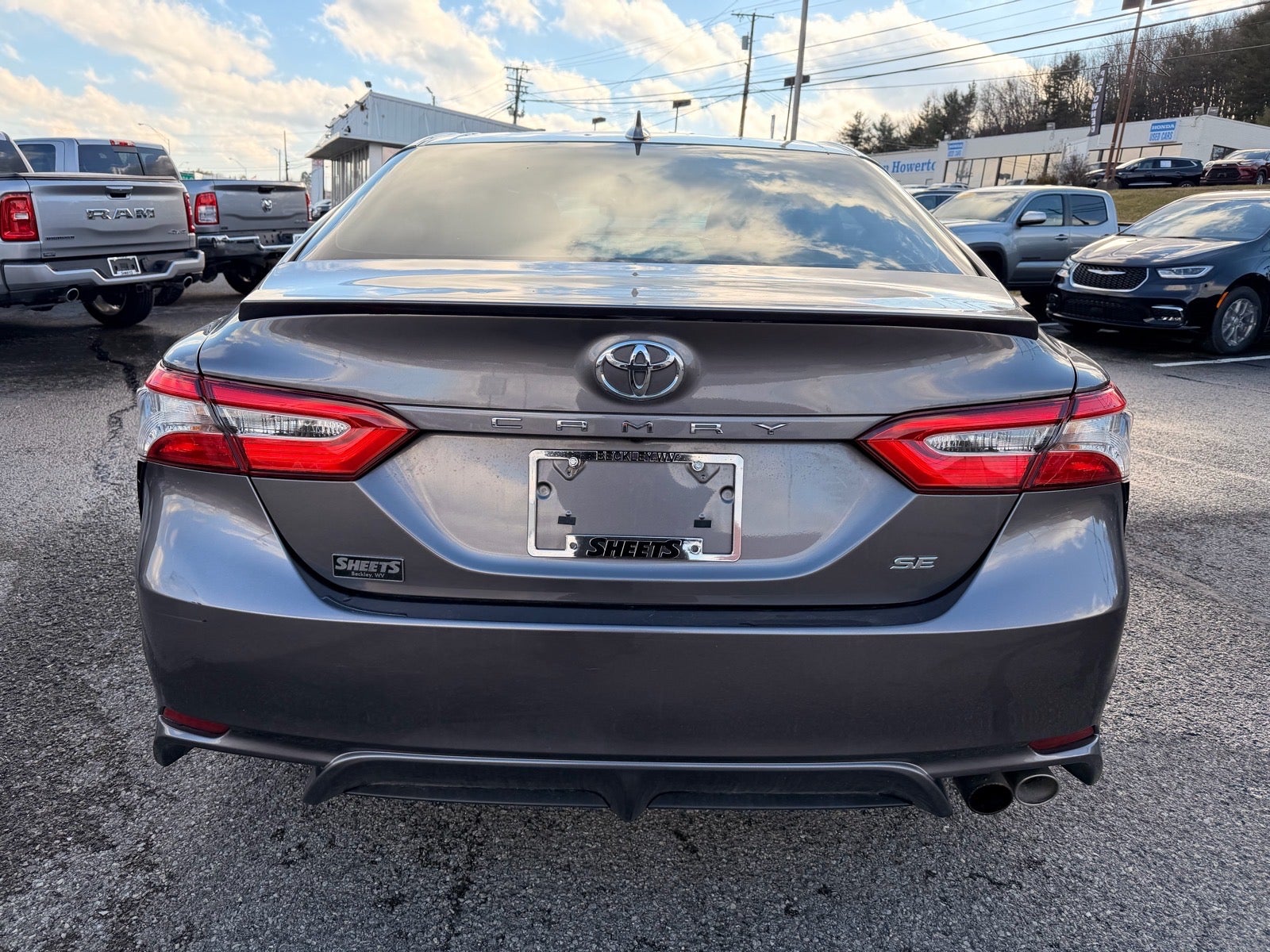 2020 Toyota Camry SE
