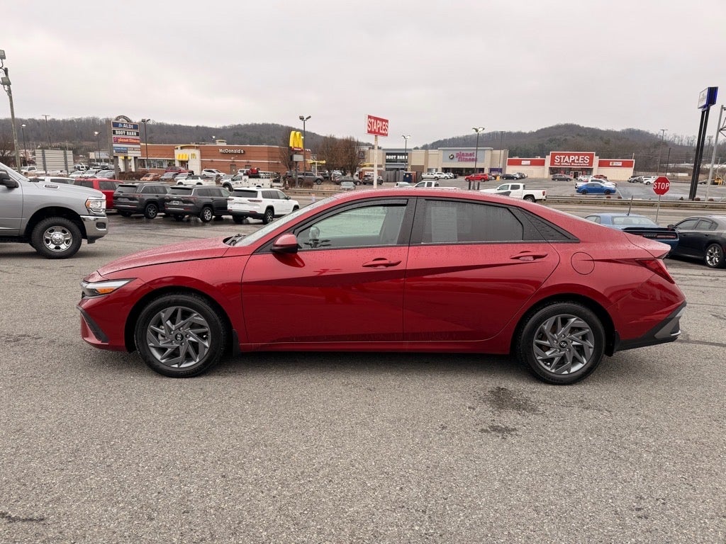 2024 Hyundai Elantra Hybrid Blue