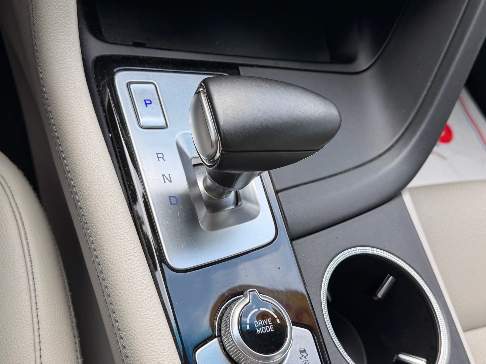 2023 Genesis G70 2.0T AWD