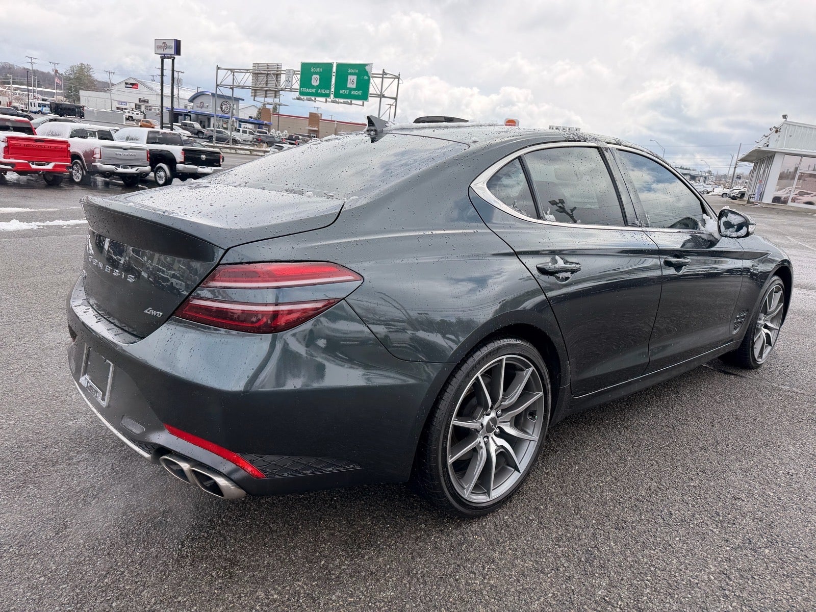 2023 Genesis G70 2.0T AWD